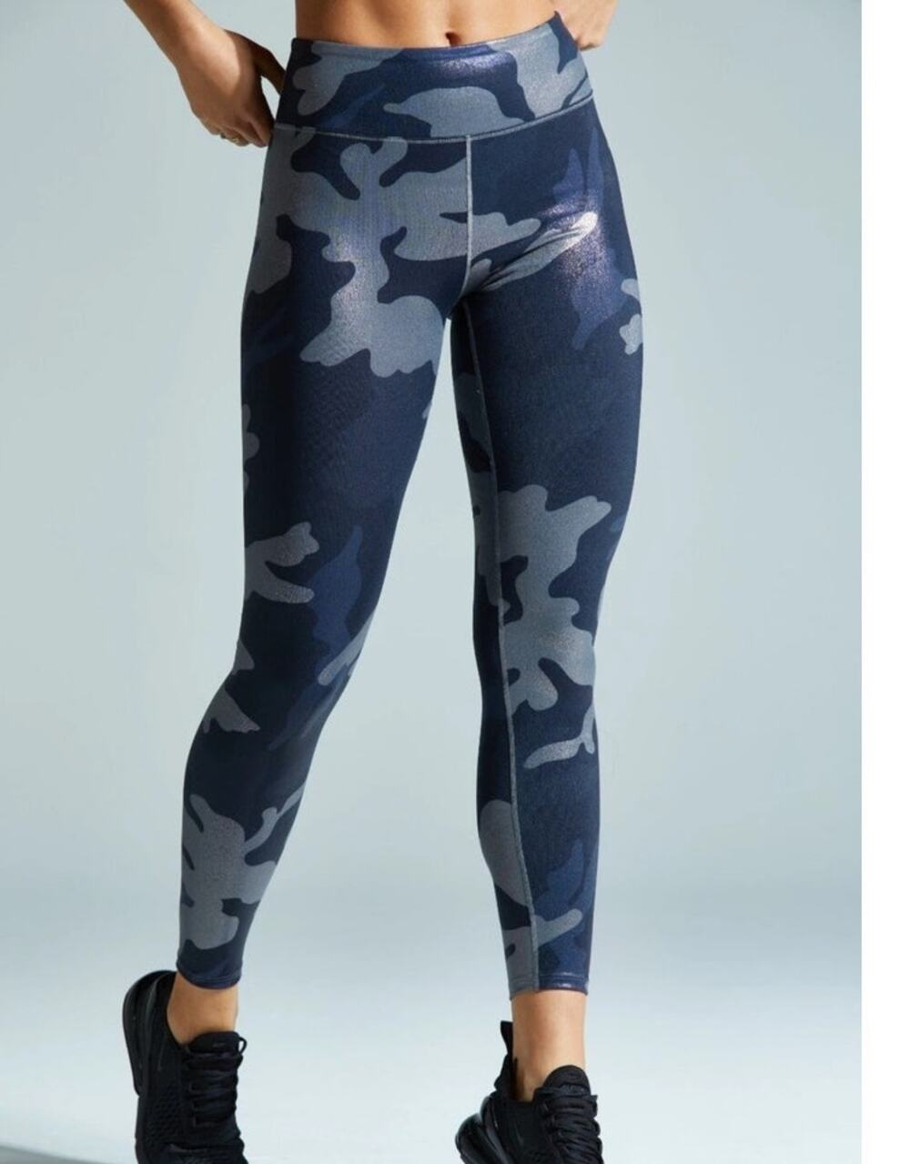 Noli Yoga Blue Guerra Metallic Foil Camo Leggings Medium